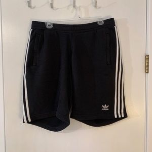 Adidas Heavy-Fleece Shorts - Size L